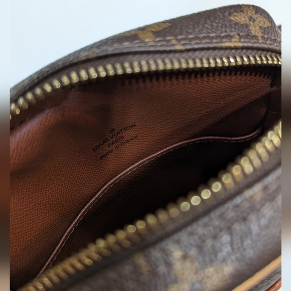 Louis Vuitton Monogram Danube Crossbody Bag - Picture 16 of 16